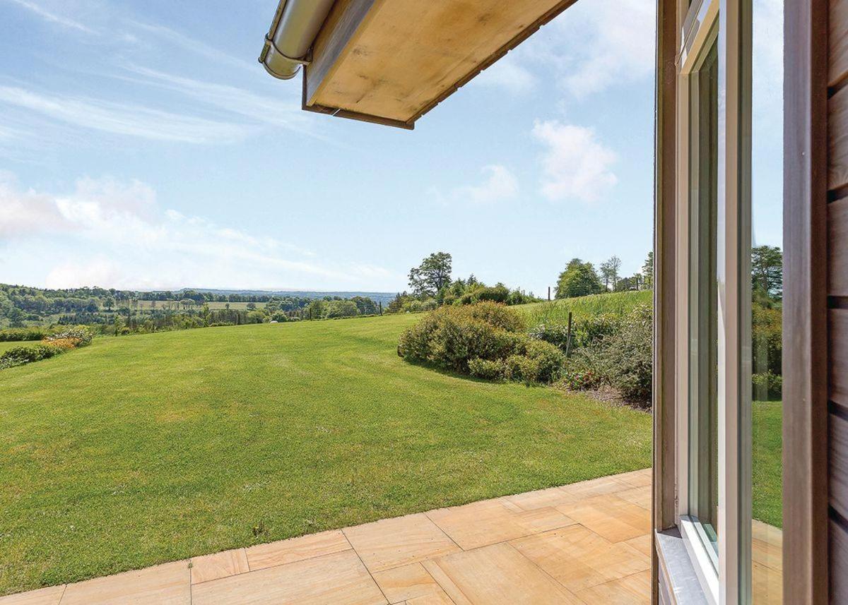 Swandown Lodges Chard Exterior foto